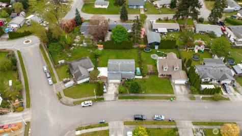 12307 42nd Drive NE Marysville WA 98271