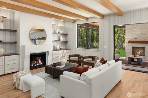 9473 Springwood Avenue NE Bainbridge Island WA 98110