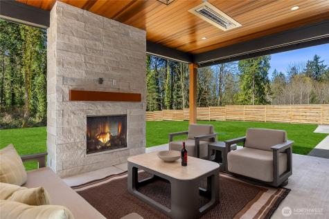 9473 Springwood Avenue NE Bainbridge Island WA 98110