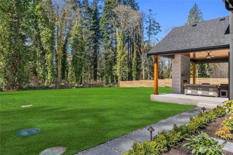 9473 Springwood Avenue NE Bainbridge Island WA 98110