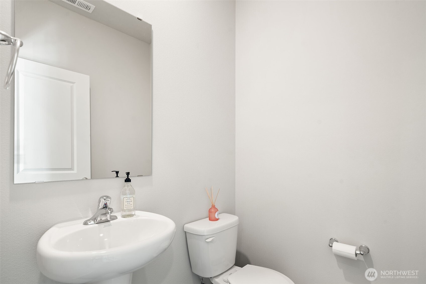 949 Tetherow Street Bremerton WA 98310