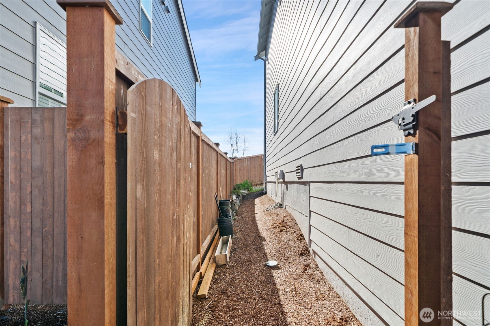 949 Tetherow Street Bremerton WA 98310