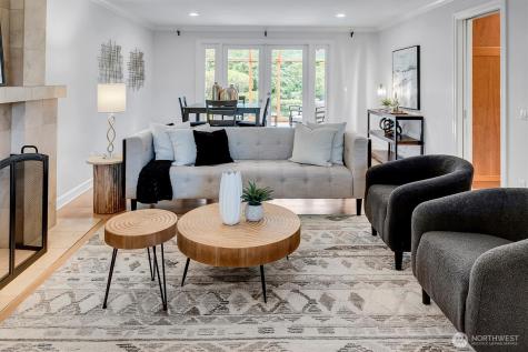 53 Cascade Key Bellevue WA 98006