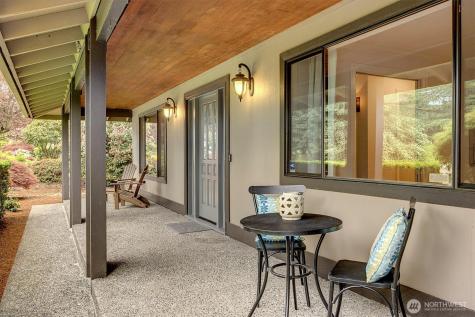 53 Cascade Key Bellevue WA 98006