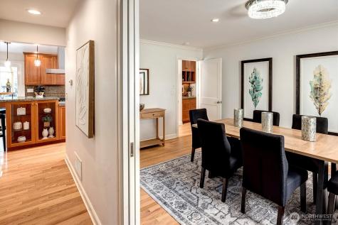 53 Cascade Key Bellevue WA 98006
