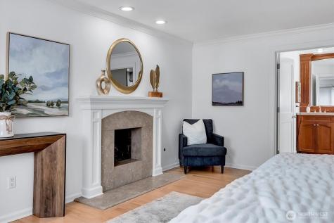 53 Cascade Key Bellevue WA 98006
