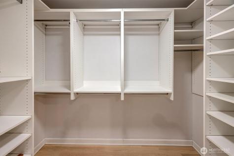 53 Cascade Key Bellevue WA 98006