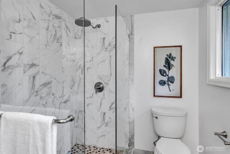 53 Cascade Key Bellevue WA 98006