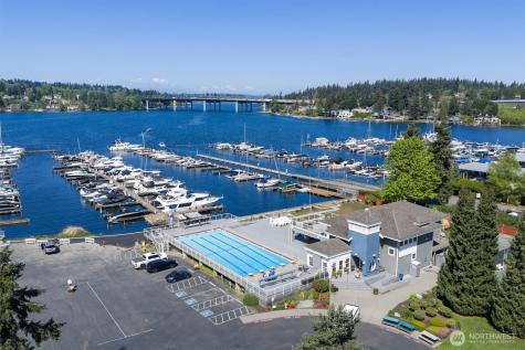 53 Cascade Key Bellevue WA 98006