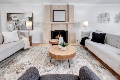53 Cascade Key Bellevue WA 98006