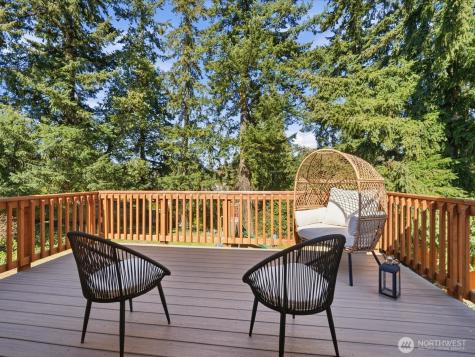 12570 SE 70th Street Newcastle WA 98056