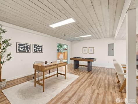 12570 SE 70th Street Newcastle WA 98056