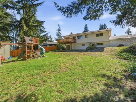 12570 SE 70th Street Newcastle WA 98056
