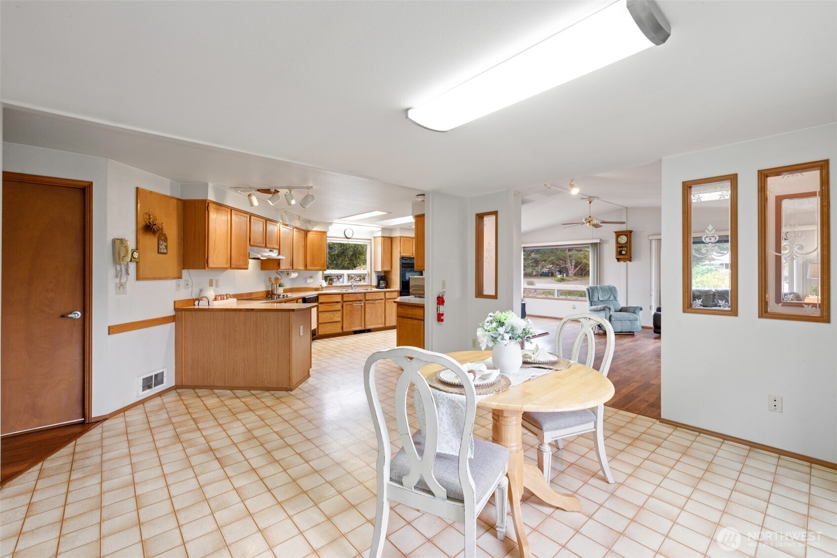 31 Bon Jon View Way Sequim WA 98382