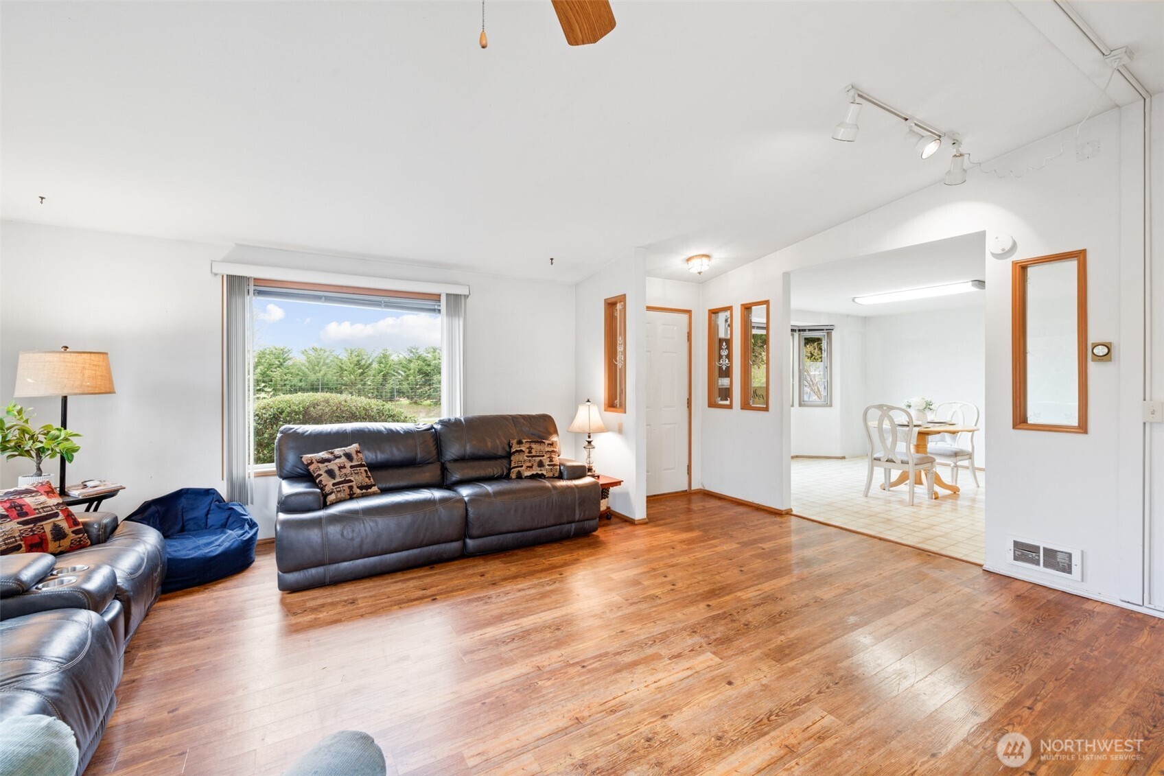 31 Bon Jon View Way Sequim WA 98382