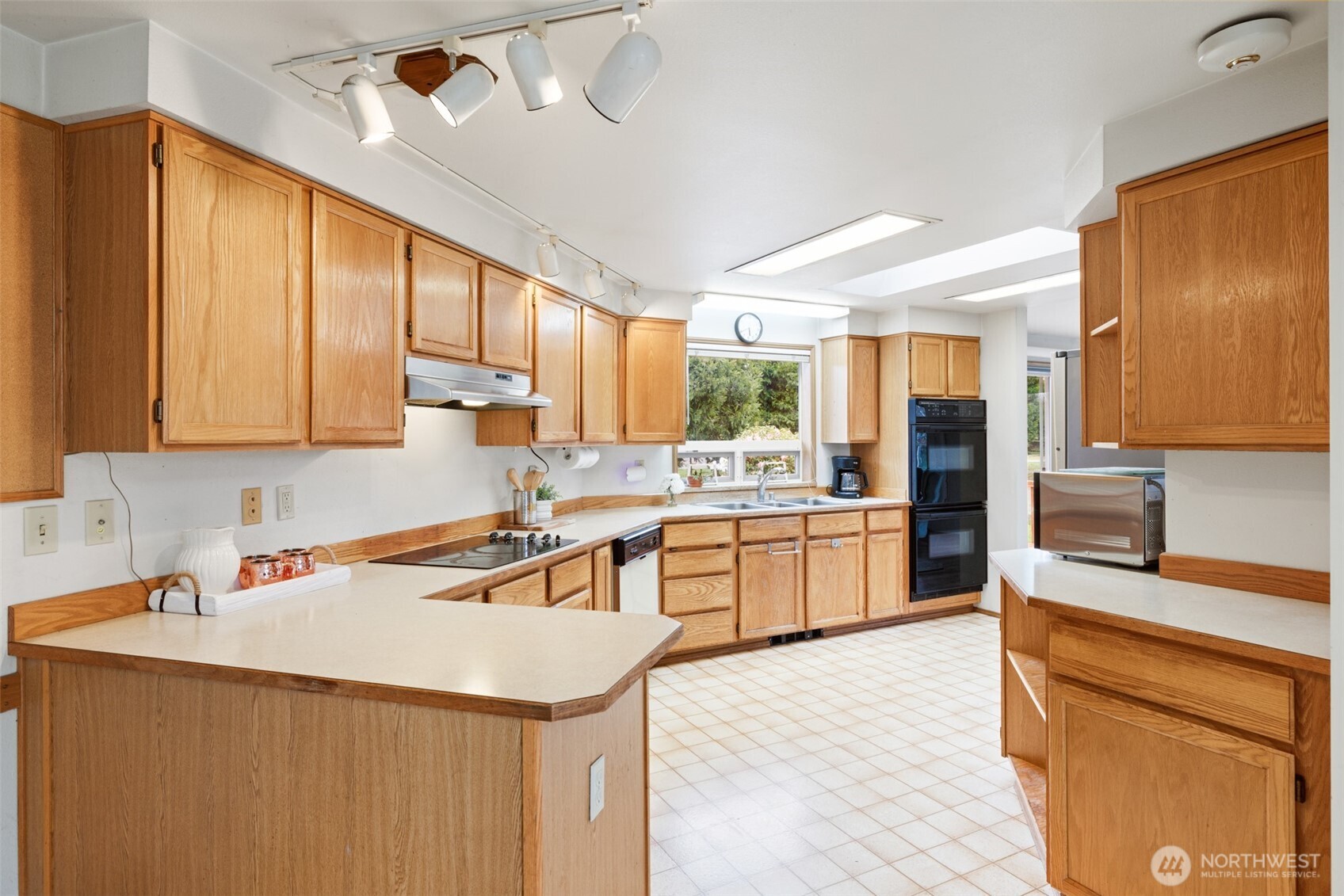31 Bon Jon View Way Sequim WA 98382