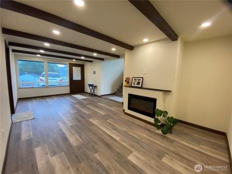 313 Sand Dune Avenue NW Ocean Shores WA 98569