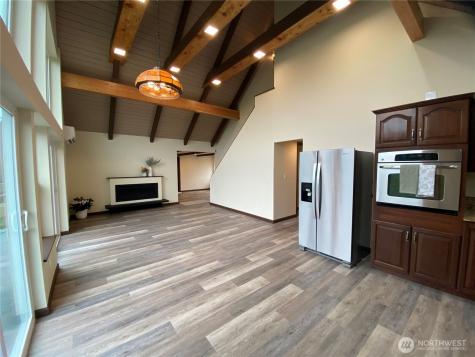 313 Sand Dune Avenue NW Ocean Shores WA 98569