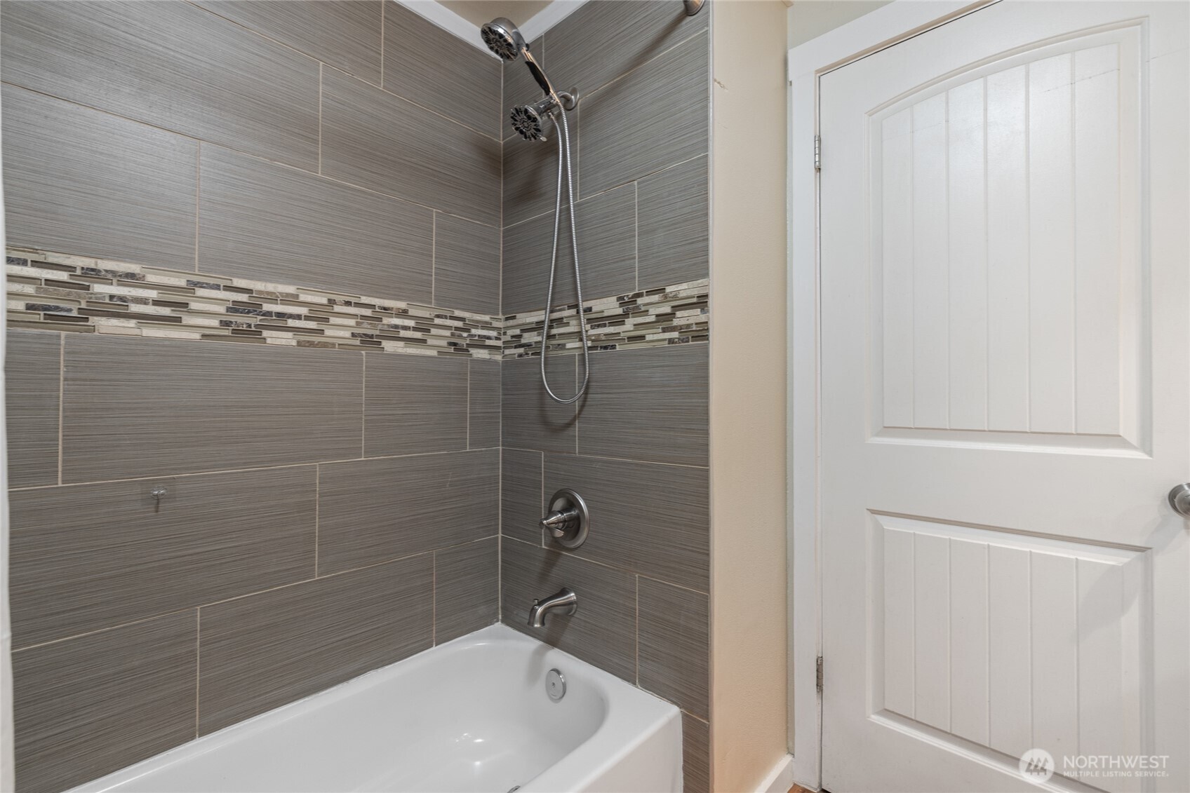 8211 118th Street Ct SW Lakewood WA 98498