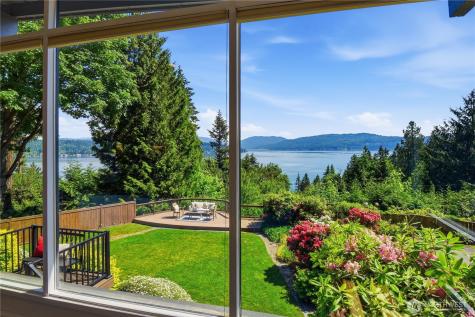 639 W Lake Sammamish Parkway NE Bellevue WA 98008