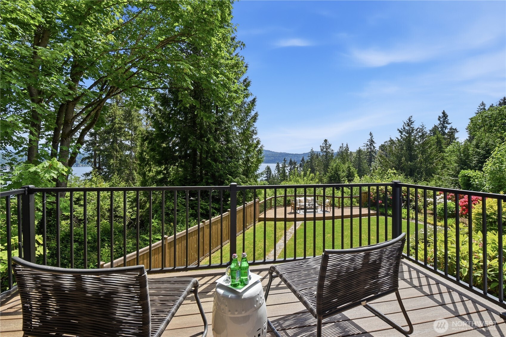 639 W Lake Sammamish Parkway NE Bellevue WA 98008