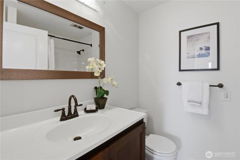 639 W Lake Sammamish Parkway NE Bellevue WA 98008