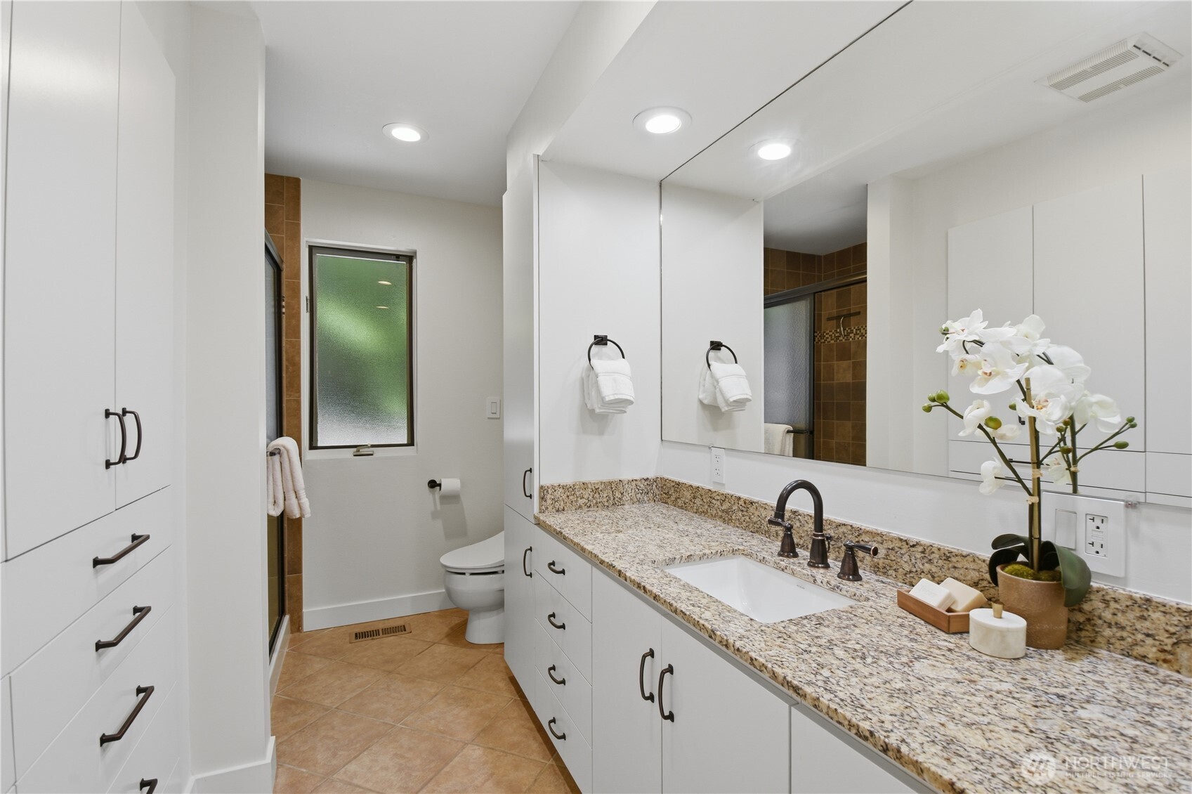 639 W Lake Sammamish Parkway NE Bellevue WA 98008