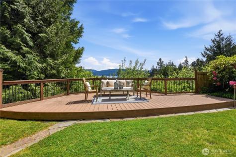 639 W Lake Sammamish Parkway NE Bellevue WA 98008