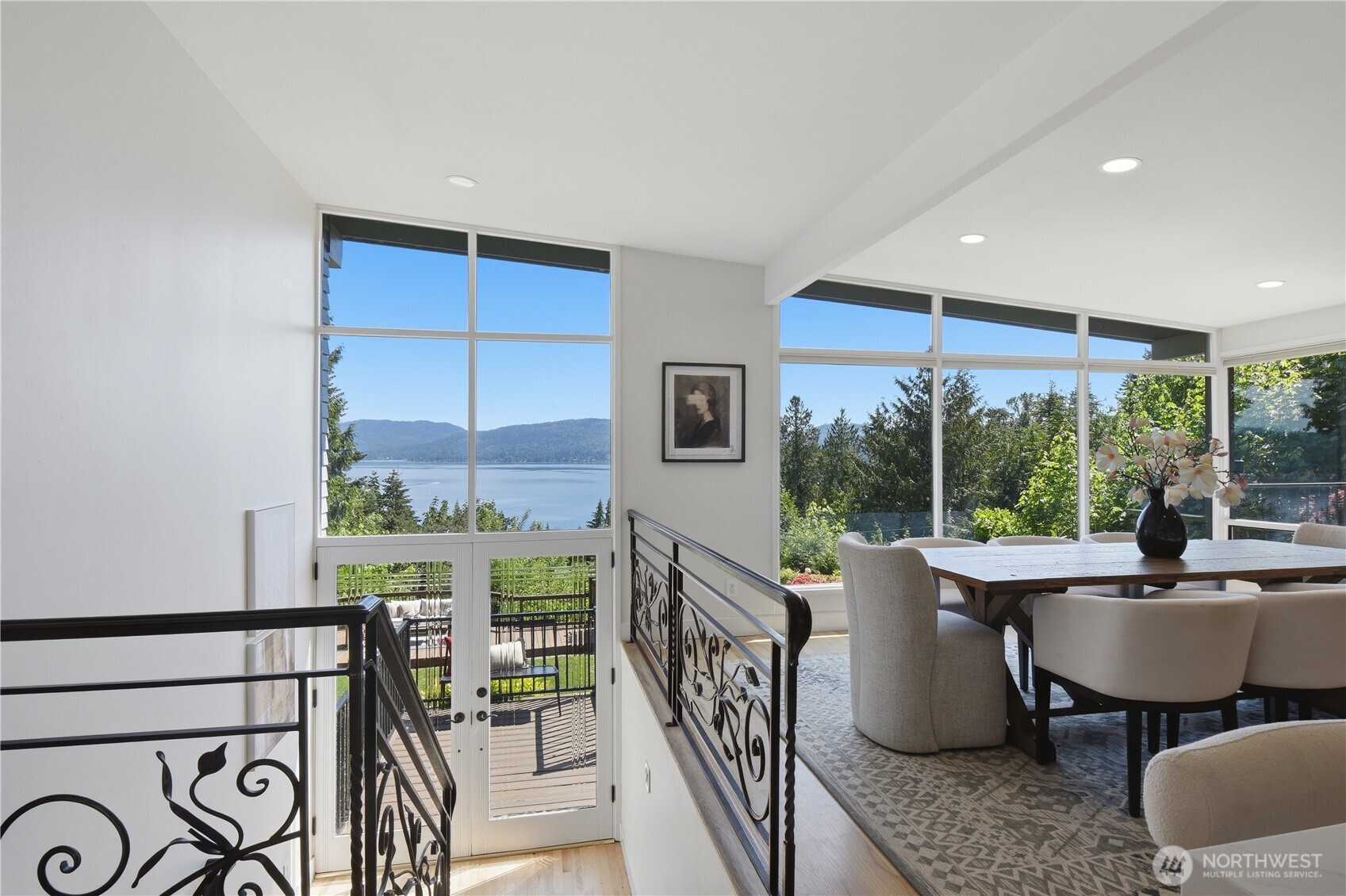639 W Lake Sammamish Parkway NE Bellevue WA 98008