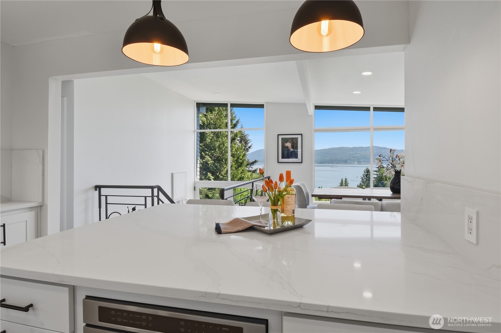 639 W Lake Sammamish Parkway NE Bellevue WA 98008