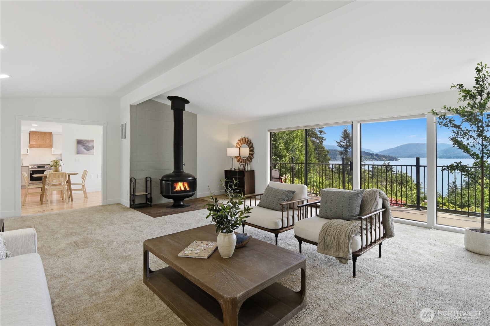 639 W Lake Sammamish Parkway NE Bellevue WA 98008