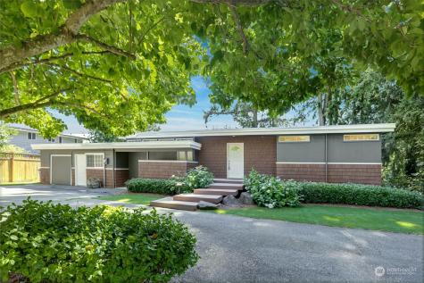 10827 Circle Drive Bothell WA 98011