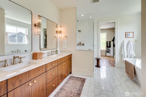242 Cornerstone Lane Woodland WA 98674