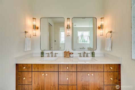 242 Cornerstone Lane Woodland WA 98674