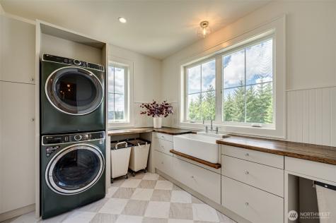 242 Cornerstone Lane Woodland WA 98674