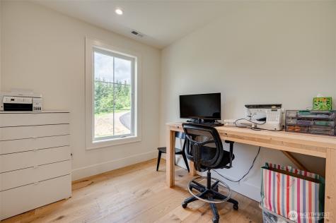 242 Cornerstone Lane Woodland WA 98674