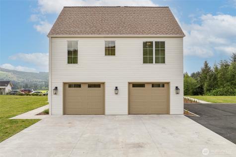 242 Cornerstone Lane Woodland WA 98674