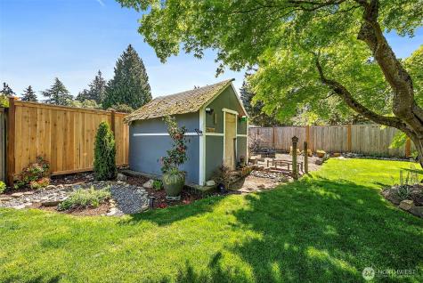 30022 6th Avenue SW Federal Way WA 98023