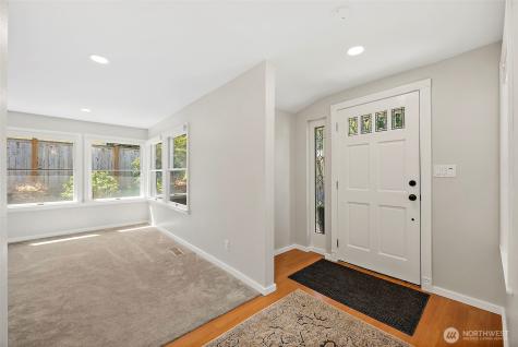 30022 6th Avenue SW Federal Way WA 98023