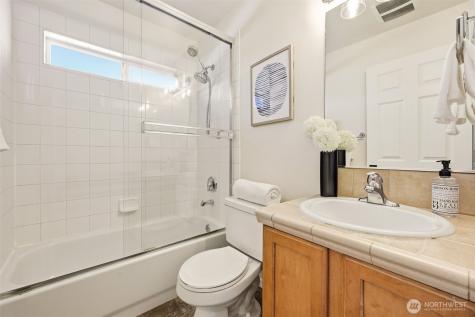8847 9th Avenue SW Seattle WA 98106