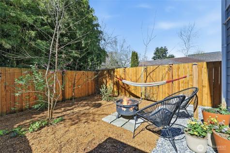 8847 9th Avenue SW Seattle WA 98106