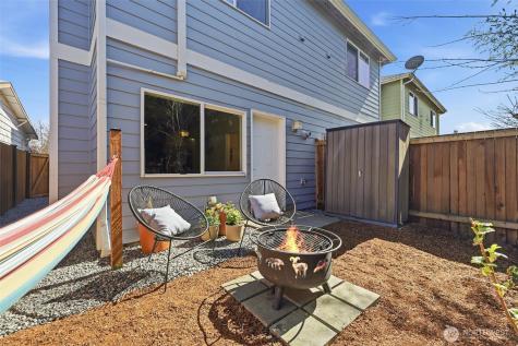 8847 9th Avenue SW Seattle WA 98106