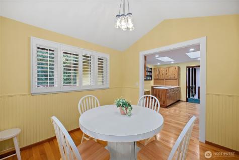 7861 University Point Circle NE Bremerton WA 98311