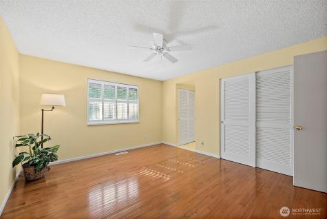 7861 University Point Circle NE Bremerton WA 98311