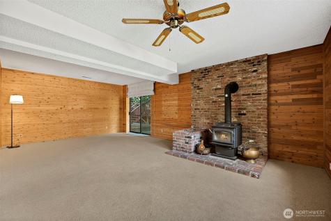 7861 University Point Circle NE Bremerton WA 98311