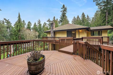 7861 University Point Circle NE Bremerton WA 98311