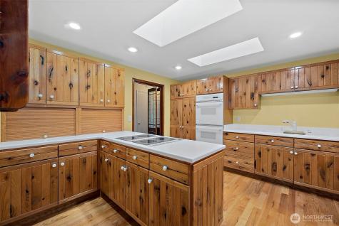 7861 University Point Circle NE Bremerton WA 98311