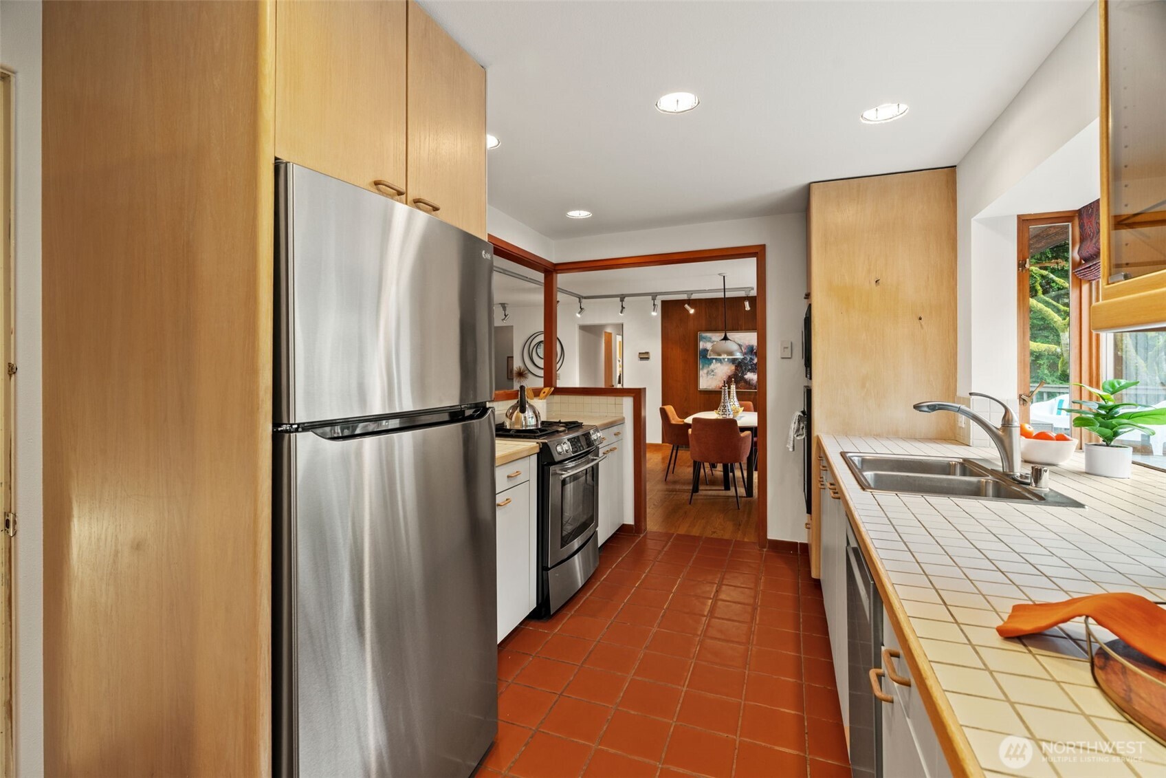 23312 Robin Hood Drive Edmonds WA 98020