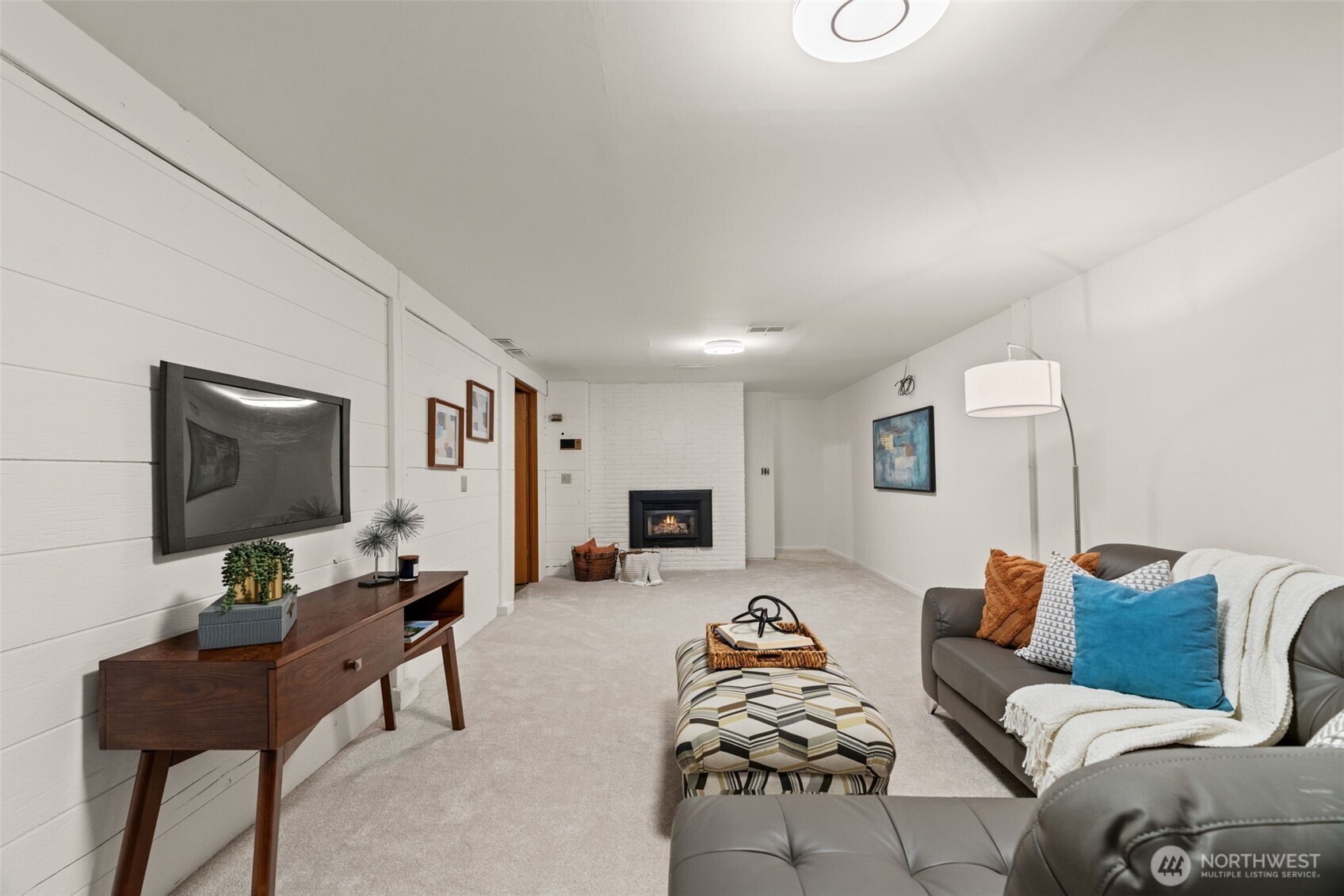 23312 Robin Hood Drive Edmonds WA 98020