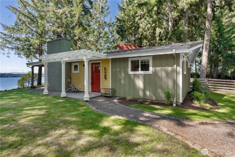 924 W Herron Boulevard NW Lakebay WA 98349